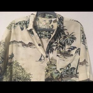 Hawaiian Button Up Shirt